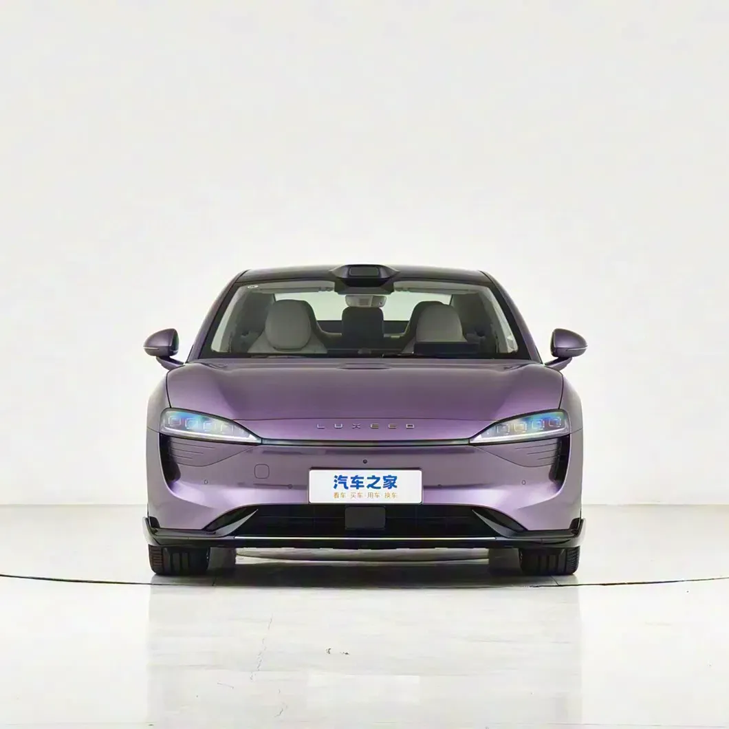 imgi_103_Huawei-Luxeed-S7-EV-Sedan-New-Energy-Vehicle-855km-Supercharge-Electric-Car 2026 Luxeed S7 Luxury Pure Electric mid-size Sedan 785km – Available From China | EVOVED - Image 1