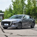 Hongqi H5 Luxury 5 Seats High Speed Gasoline Car - Image 3