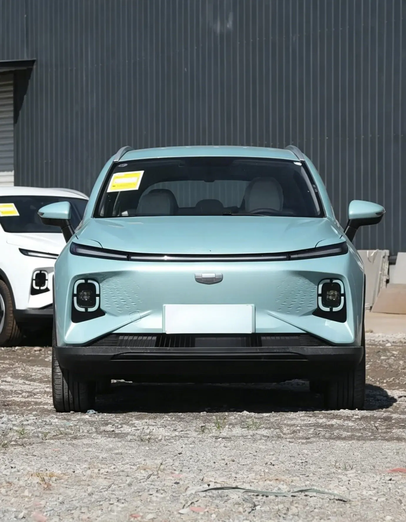 imgi_41_Low-Price-2024-Geely-Geometry-E-Firefly-401km-Range-Bev-Subcompact-SUV-for-Sale 2026 Geely Geometry E Firefly 401km Range Bev Subcompact SUV - Image 1